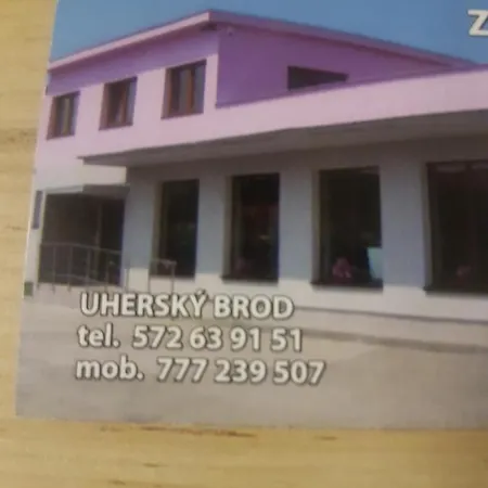 Podkrvni Pro Dva S Kuchynou *